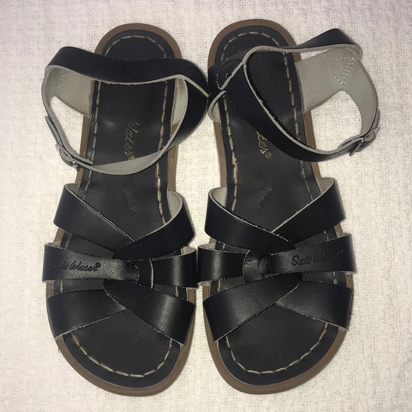 girls saltwater sandals
